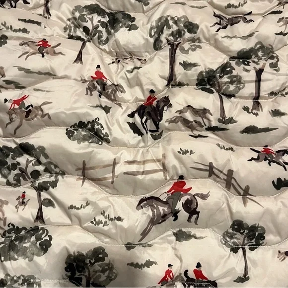 Ariat Ideal Down Vest – Equestrian Hunt Print - Picture 6 of 11